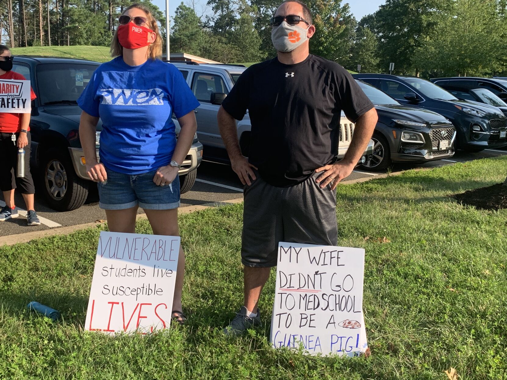Photo_News_SPEDTeacherRally_2 Aug. 26.jpg